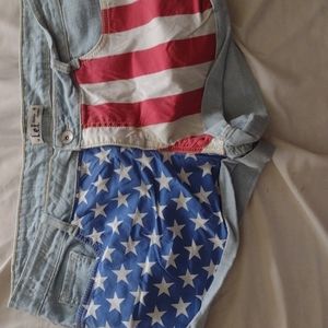 L.E.I. Ashley Lowrise Size 17 Junior Americana shorts